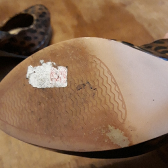 Joan &David Circa Luxe Precia Leopard Heels - Picture 7 of 9